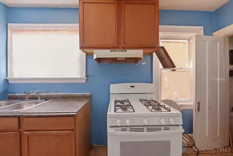 Kitchen - 808 Kirbert Ave, Cincinnati, OH 45205 photo 2 of 2