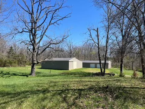 Exterior - 7080 Middleboro Rd, Blanchester, OH 45107 photo 2 of 4