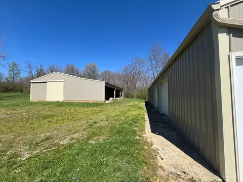 Exterior - 7080 Middleboro Rd, Blanchester, OH 45107 photo 4 of 4