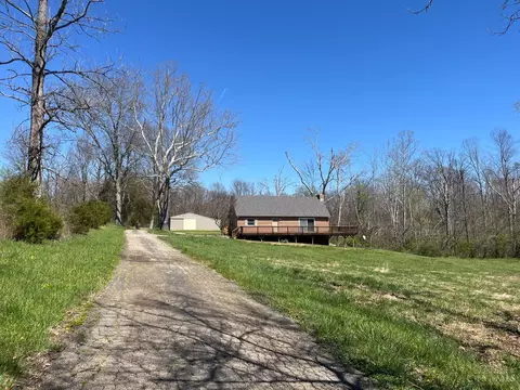 7080 Middleboro Rd, Blanchester, OH 45107