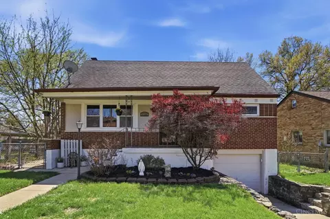 5725 Green Acres Ct, Cincinnati, OH 45248