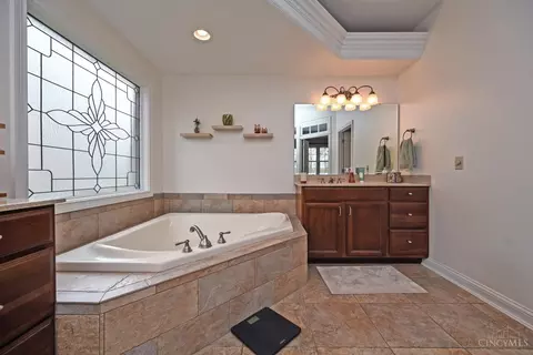 Bath - 4220 St Cloud Way, Cleves, OH 45002 photo 3 of 8