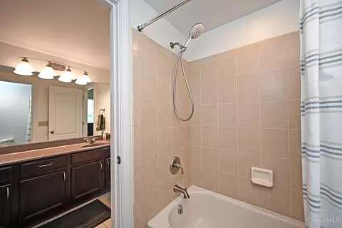 Bath - 4220 St Cloud Way, Cleves, OH 45002 photo 8 of 8