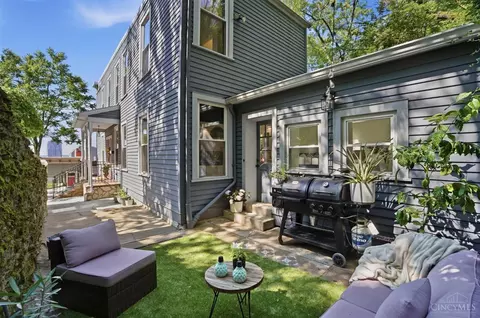 Exterior - 506 Boal St, Cincinnati, OH 45202 photo 16 of 21