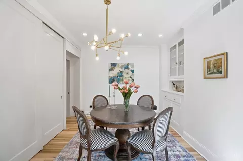 Dining - 506 Boal St, Cincinnati, OH 45202 photo 2 of 3