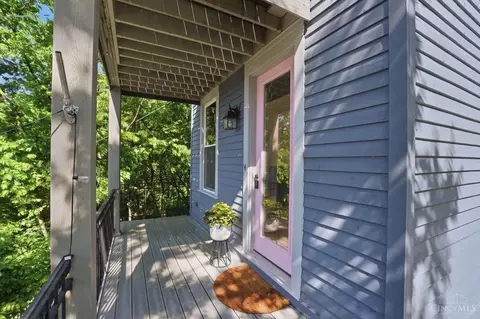 Exterior - 506 Boal St, Cincinnati, OH 45202 photo 18 of 21