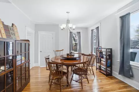Dining - 3035 Feltz Ave, Cincinnati, OH 45211 photo 1 of 3