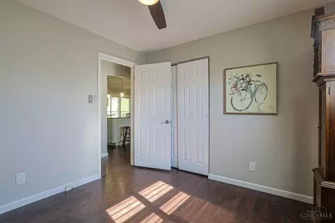 Bedroom - 607 Libbejo Dr, Cincinnati, OH 45233 photo 6 of 6