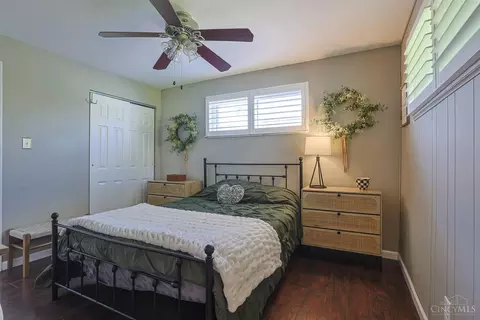 Bedroom - 607 Libbejo Dr, Cincinnati, OH 45233 photo 3 of 6