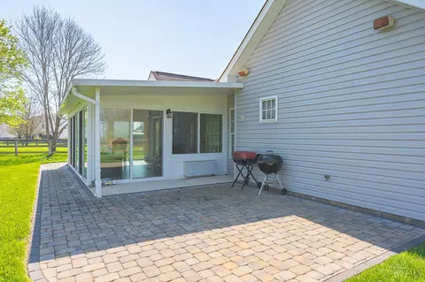 Exterior - 6520 Sioux Pass Ct, Hamilton Township, OH 45039 photo 13 of 13