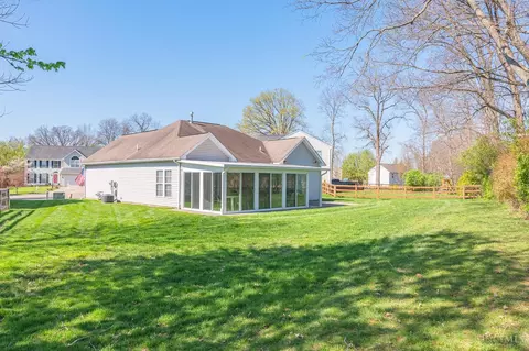 Exterior - 6520 Sioux Pass Ct, Hamilton Township, OH 45039 photo 9 of 13