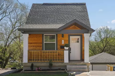 582 Greenwell Ave, Cincinnati, OH 45238