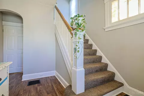 Entry Way - 3745 Applegate Ave, Cheviot, OH 45211 photo 1 of 4