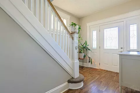 Entry Way - 3745 Applegate Ave, Cheviot, OH 45211 photo 2 of 4