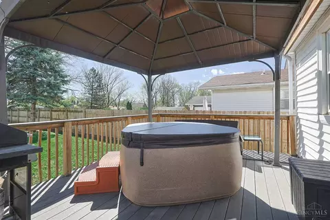 Exterior - 3745 Applegate Ave, Cheviot, OH 45211 photo 5 of 9