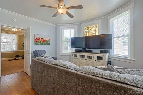 Living - 3745 Applegate Ave, Cheviot, OH 45211 photo 1 of 3