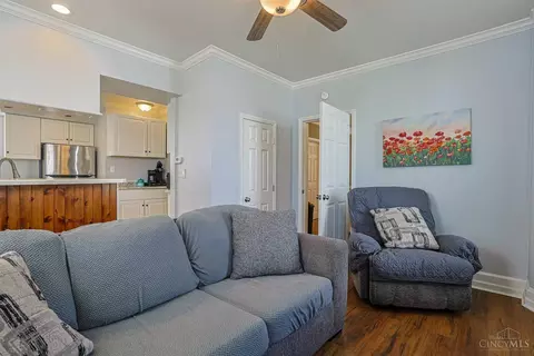 Living - 3745 Applegate Ave, Cheviot, OH 45211 photo 3 of 3