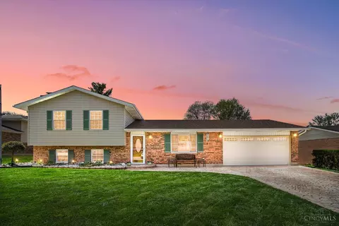 5796 Lake Michigan Dr, Fairfield, OH 45014