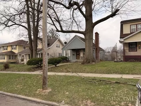 1127 Everett Dr, Dayton, OH 45402 photo 2