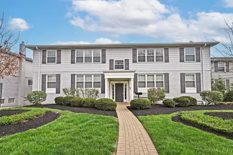 3666 Willowlea Ct, Cincinnati, OH 45208