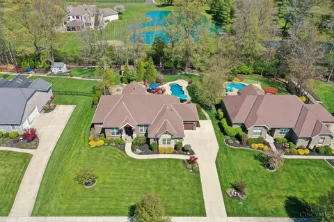 5659 Wittmer Estates Dr, Milford, OH 45150