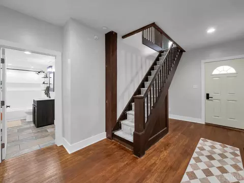 Entry Way - 164 Walnut St, Williamsburg, OH 45176 photo 2 of 4