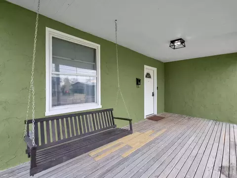 Exterior - 164 Walnut St, Williamsburg, OH 45176 photo 6 of 8