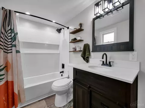 Bath - 164 Walnut St, Williamsburg, OH 45176 photo 2 of 2