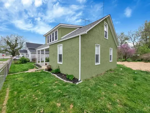 Exterior - 164 Walnut St, Williamsburg, OH 45176 photo 4 of 8