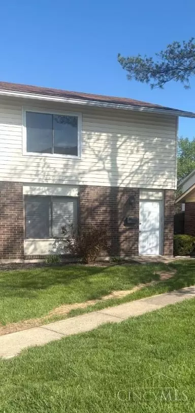 52 Dusk Ct, Fairfield, OH 45014