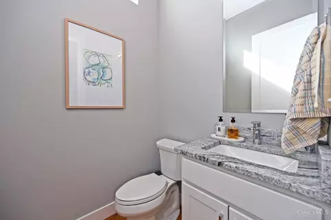 Bath - 3725 Maple Park Ave, Cincinnati, OH 45209 photo 1 of 6