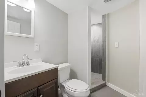 Bath - 2711 Baker Ave, Cincinnati, OH 45211 photo 2 of 3