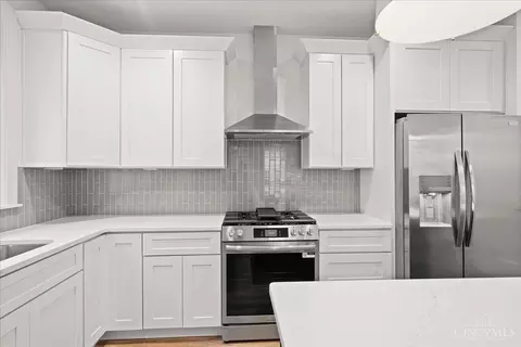 Kitchen - 3119 Hackberry St, Cincinnati, OH 45207 photo 4 of 4