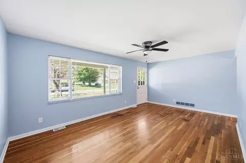 Living - 1400 Sigma Cir, Cincinnati, OH 45255 photo 1 of 3