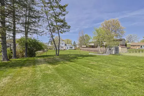 Exterior - 5860 Timely Ter, Cincinnati, OH 45233 photo 7 of 8
