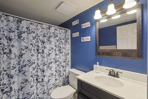 Bath - 5860 Timely Ter, Cincinnati, OH 45233 photo 3 of 3