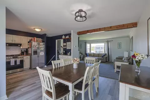 Dining - 5860 Timely Ter, Cincinnati, OH 45233 photo 3 of 4