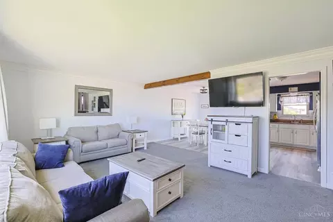 Living - 5860 Timely Ter, Cincinnati, OH 45233 photo 3 of 7