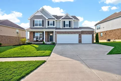 9460 Meadow Dr, West Chester, OH 45069