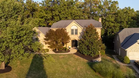 8794 Eagle Ridge Dr, West Chester, OH 45069