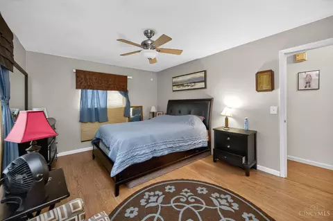 Bedroom - 8839 Pollard Pl, Maineville, OH 45039 photo 1 of 9