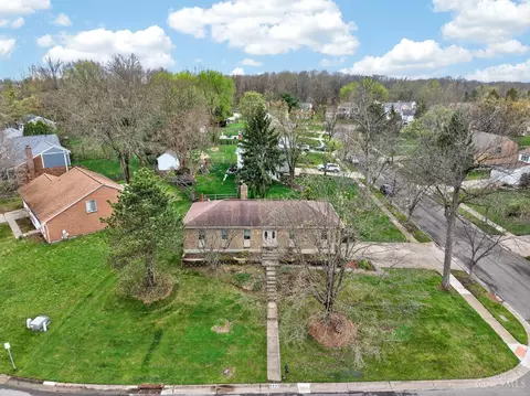 View/Area - 8839 Pollard Pl, Maineville, OH 45039 photo 9 of 10