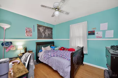 Bedroom - 8839 Pollard Pl, Maineville, OH 45039 photo 4 of 9