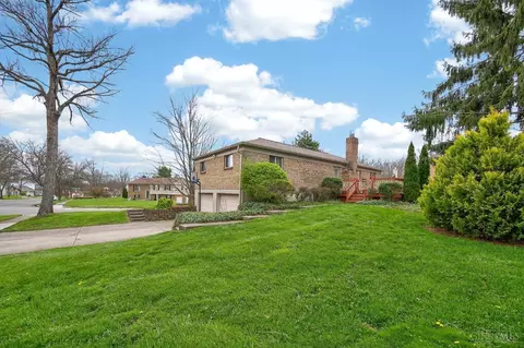 Exterior - 8839 Pollard Pl, Maineville, OH 45039 photo 3 of 11
