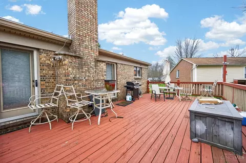 Exterior - 8839 Pollard Pl, Maineville, OH 45039 photo 8 of 11