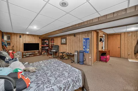 Bedroom - 8839 Pollard Pl, Maineville, OH 45039 photo 9 of 9