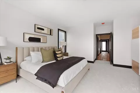 Bedroom - 3533 Eden Ave, Cincinnati, OH 45229 photo 1 of 6