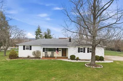 15 Sunny Ln, South Lebanon, OH 45065