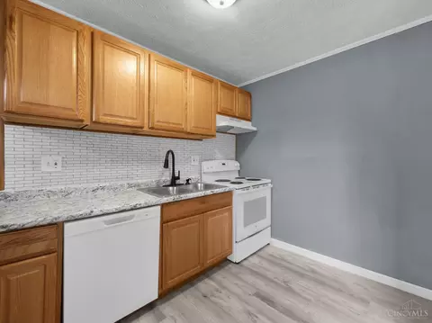 Kitchen - 1034 Kemper Rd, Forest Park, OH 45240 photo 2 of 2