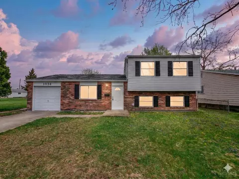 1034 Kemper Rd, Forest Park, OH 45240